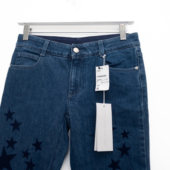 Stella McCartney. Blue Star Print Denim Flared Jeans. - Picture 4 of 11